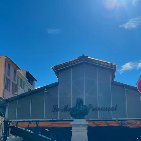 Old - 1 Bedroom - 4 People Lägenhet Antibes